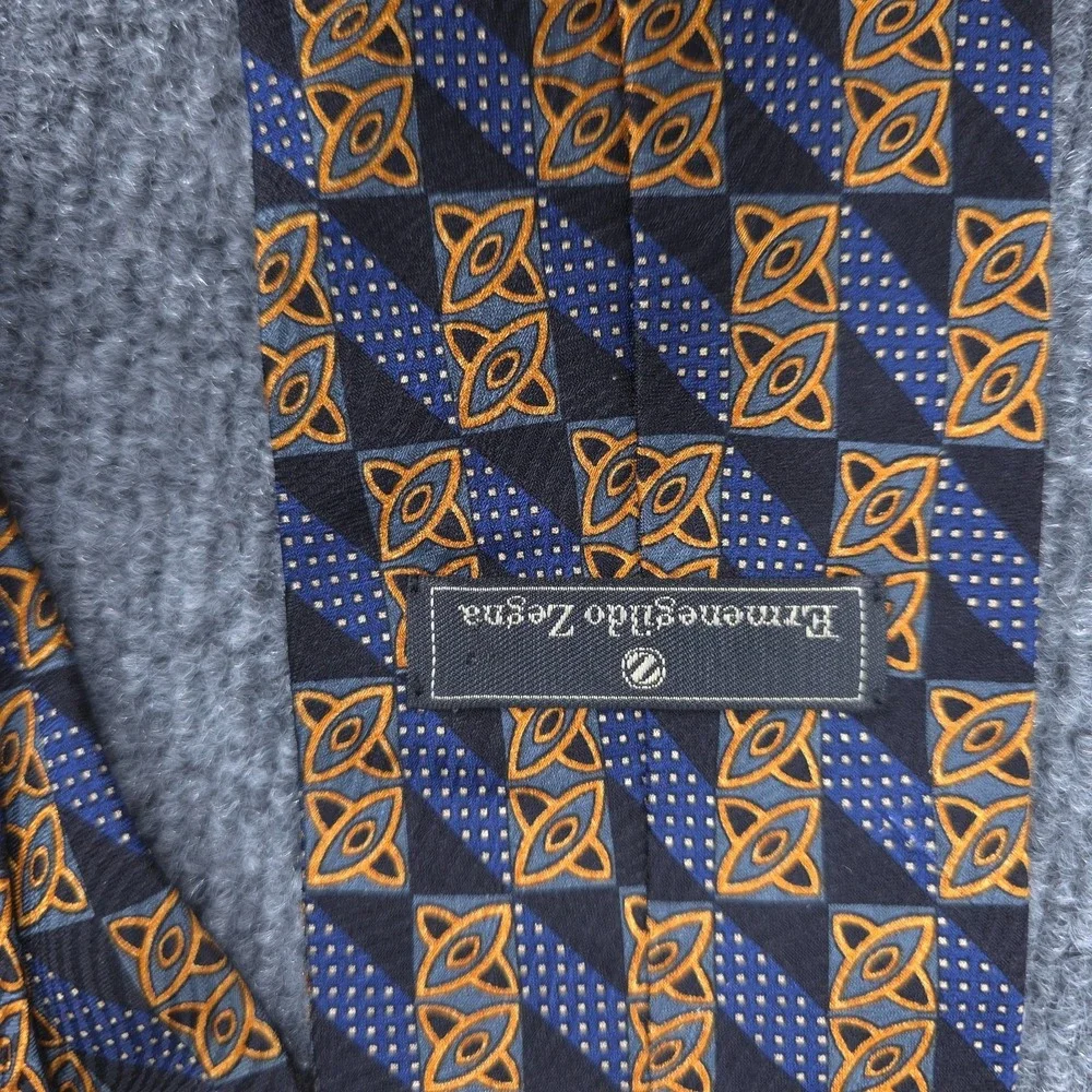 VINTAGE Ermenegildo Zegna Tie Blue Printed Silk Geometric‎ Designer Necktie